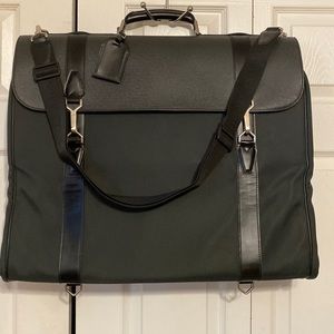 Louis Vuitton Taiga Leather Gibeciere Garment/Travel Bag W/COA